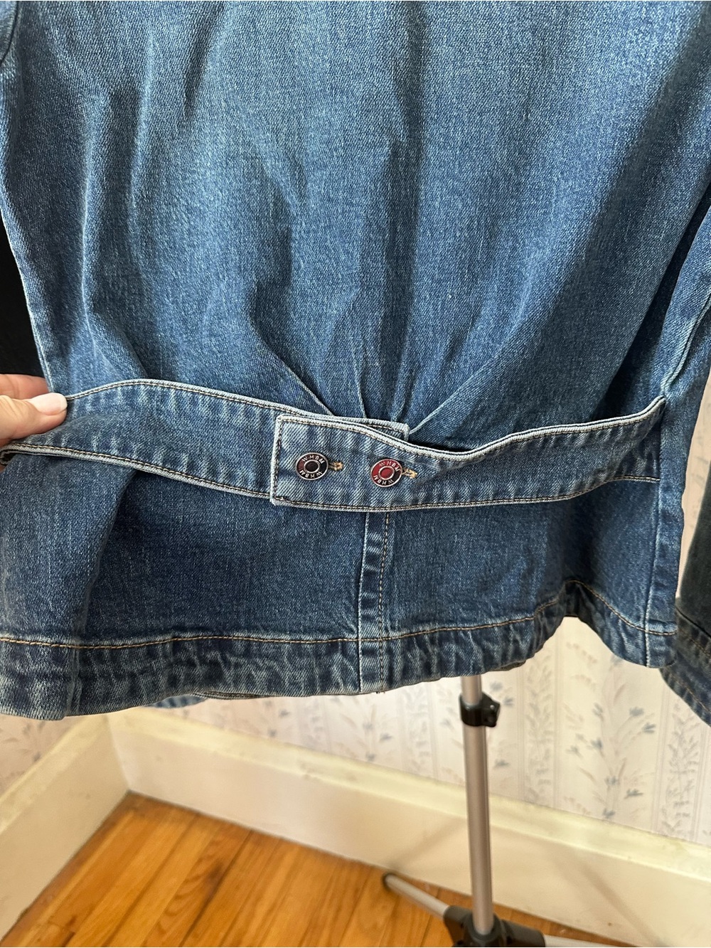 White House Black Market Denim Jacket - Picture 8 of 10
